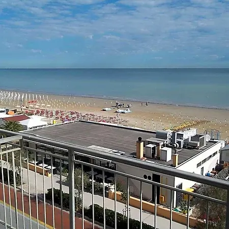 Italia Hotel 3*