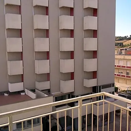 Italia Hotel 3*