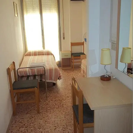 Ξενοδοχείο Italia