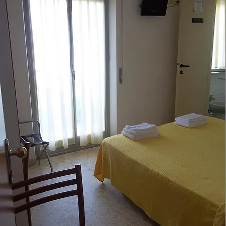 Hotel Italia 3*