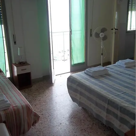 Italia Hotel 3*